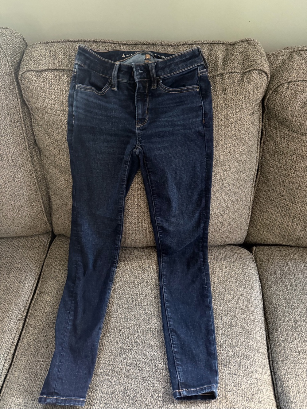 American Eagle Outfitters Dark Indigo Skinny Jeans size 000